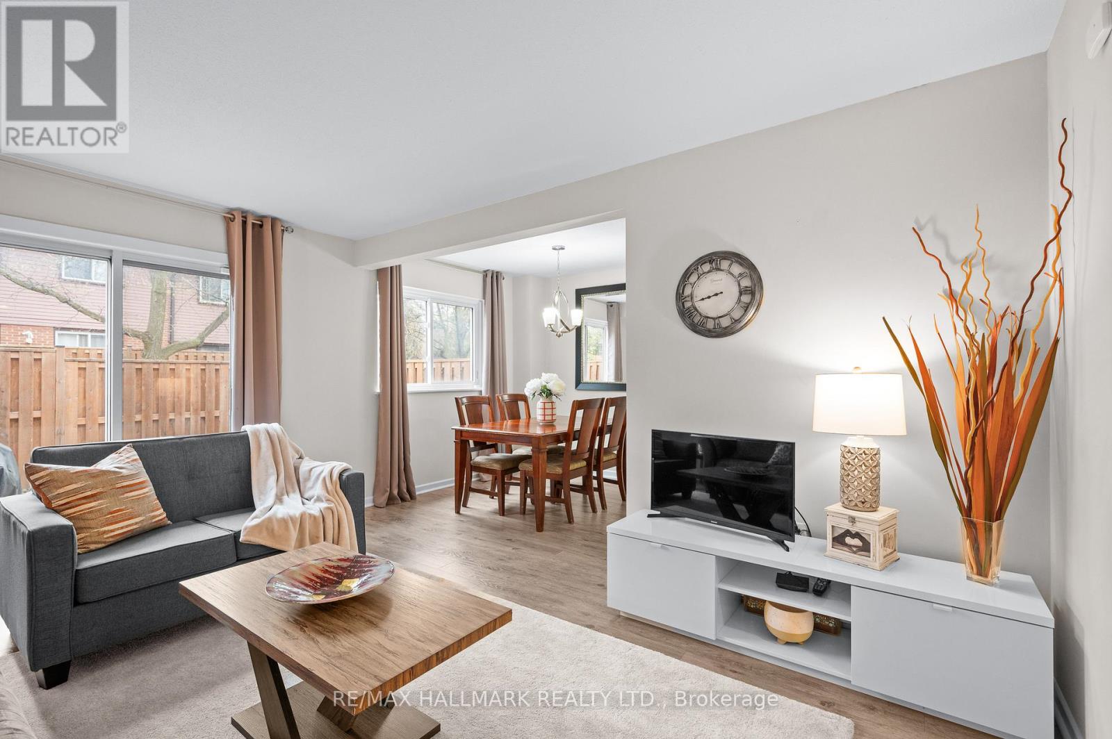 21 - 2301 Derry Road W, Mississauga, Ontario  L5N 2R4 - Photo 5 - W12119910