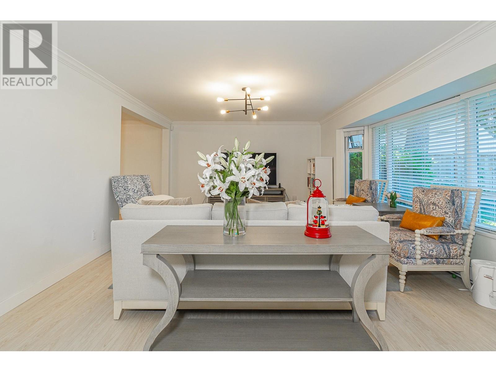 6751 Juniper Drive, Richmond, British Columbia  V7E 4Z5 - Photo 5 - R2997524