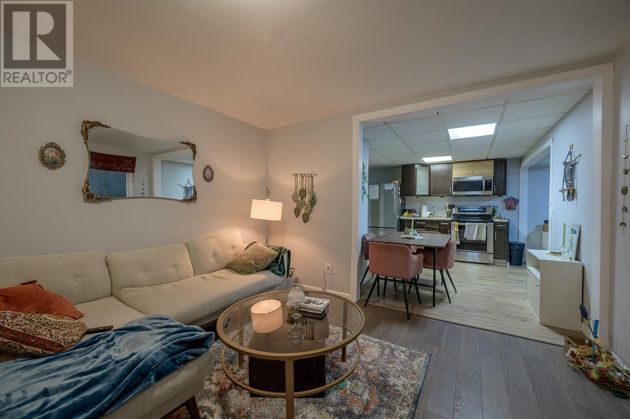 2547 Tupela Drive, Kamloops, British Columbia  V2B 6V8 - Photo 16 - 10346078