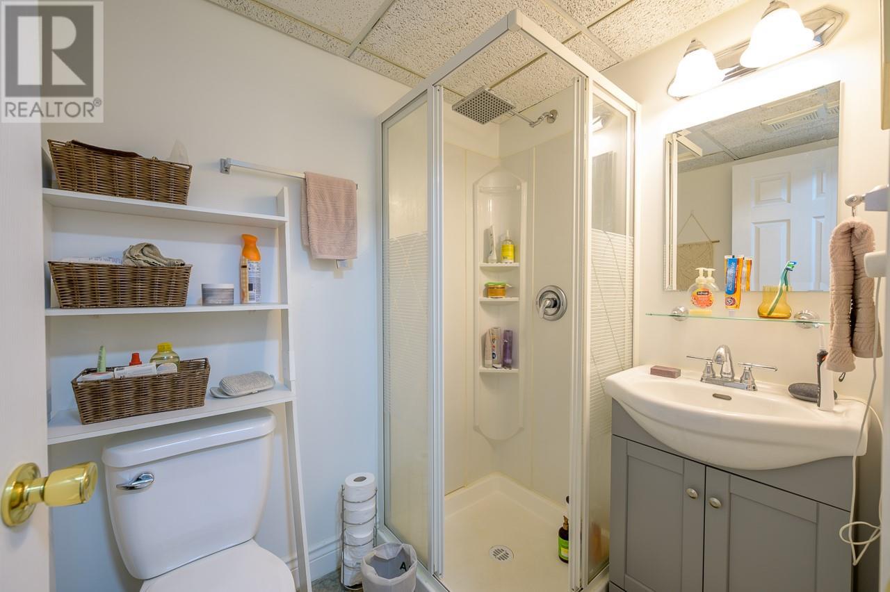 2547 Tupela Drive, Kamloops, British Columbia  V2B 6V8 - Photo 23 - 10346078