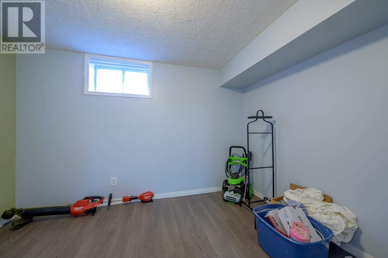 2547 Tupela Drive, Kamloops, British Columbia  V2B 6V8 - Photo 24 - 10346078