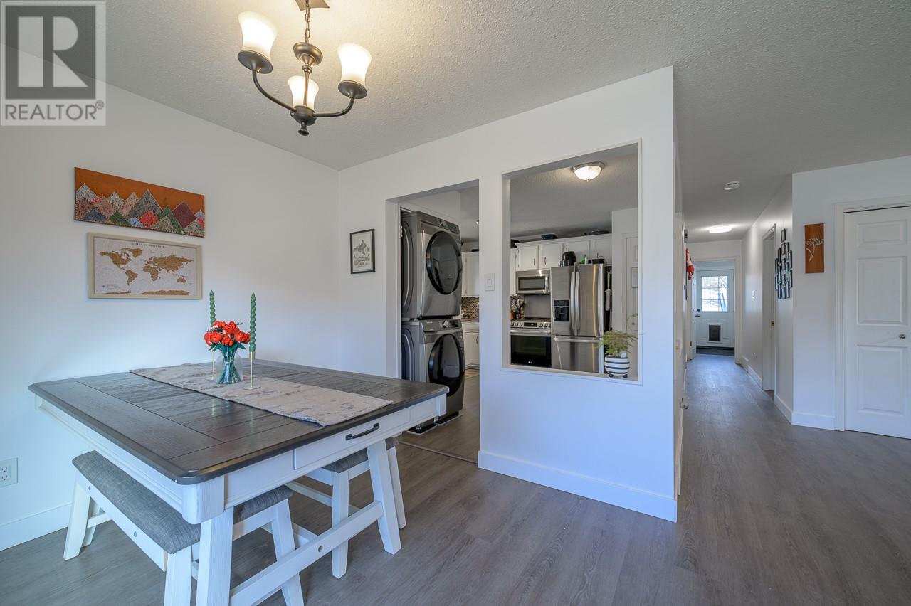 2547 Tupela Drive, Kamloops, British Columbia  V2B 6V8 - Photo 7 - 10346078