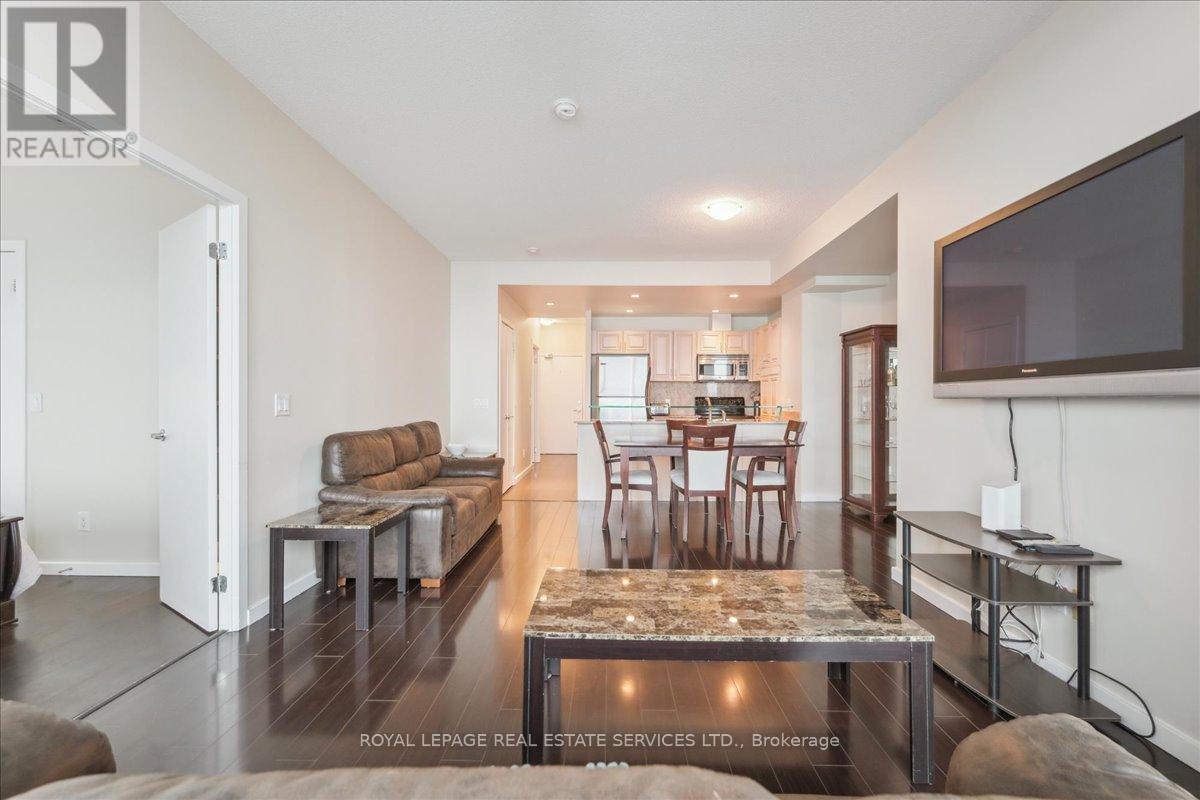 1007 - 218 Queens Quay W, Toronto, Ontario  M5J 2Y6 - Photo 32 - C12117883