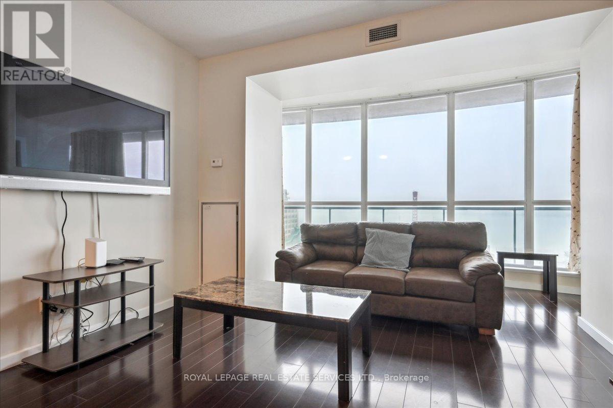 1007 - 218 Queens Quay W, Toronto, Ontario  M5J 2Y6 - Photo 28 - C12117883