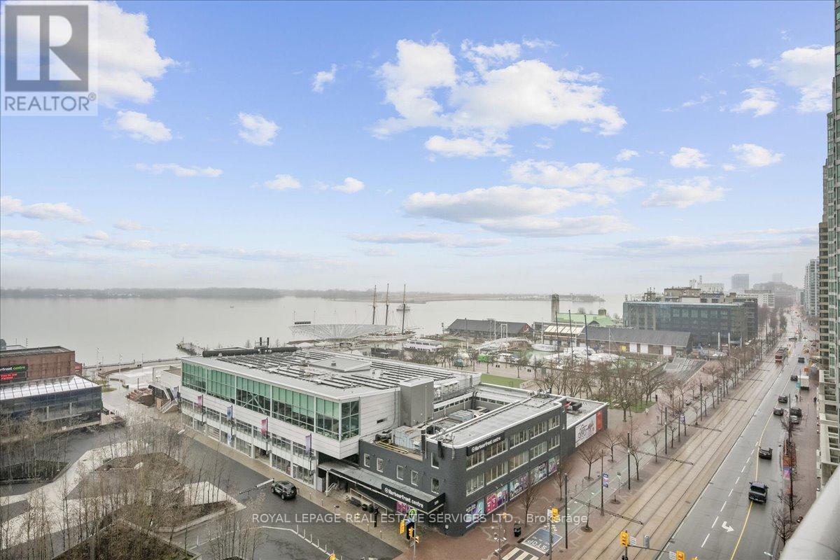 1007 - 218 Queens Quay W, Toronto, Ontario  M5J 2Y6 - Photo 42 - C12117883