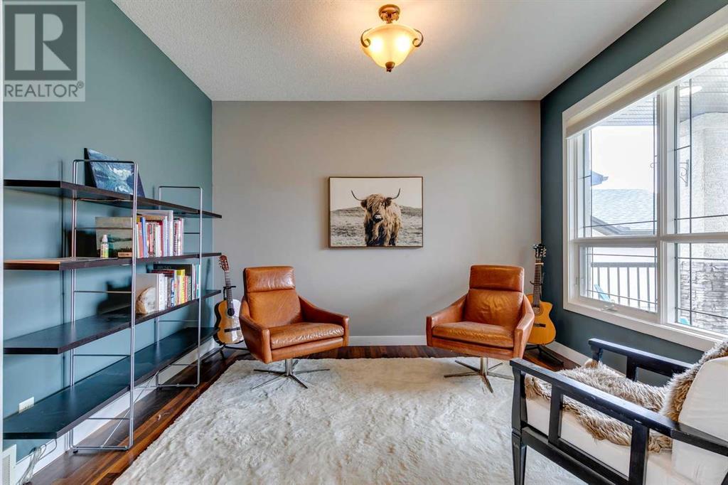 376 Everglade Circle Sw, Calgary, Alberta  T2Y 4M8 - Photo 5 - A2213549