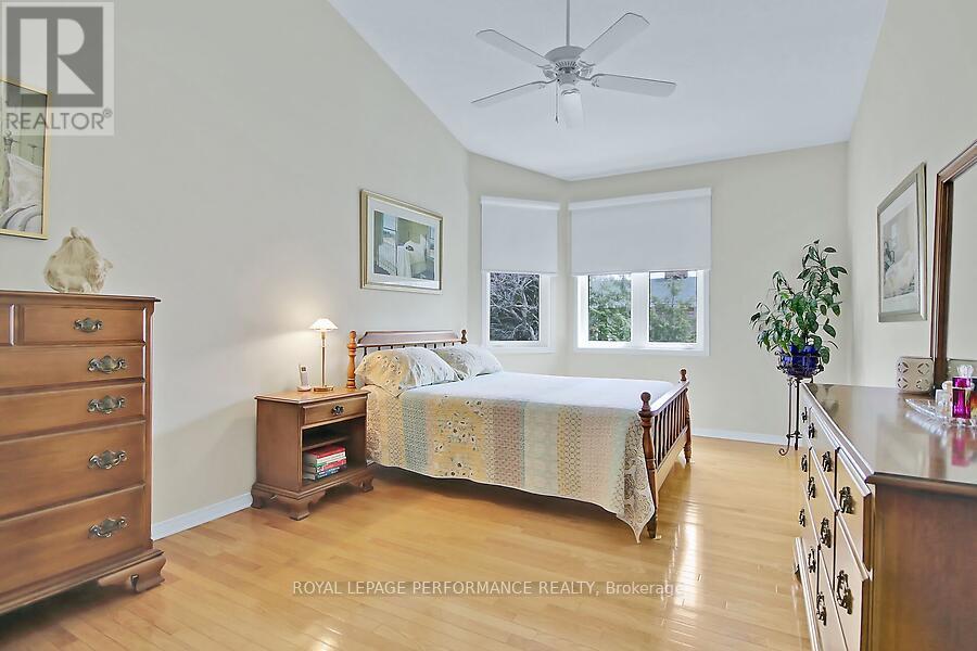 6 Briardale Crescent, Ottawa, Ontario  K2E 1C2 - Photo 26 - X12121005