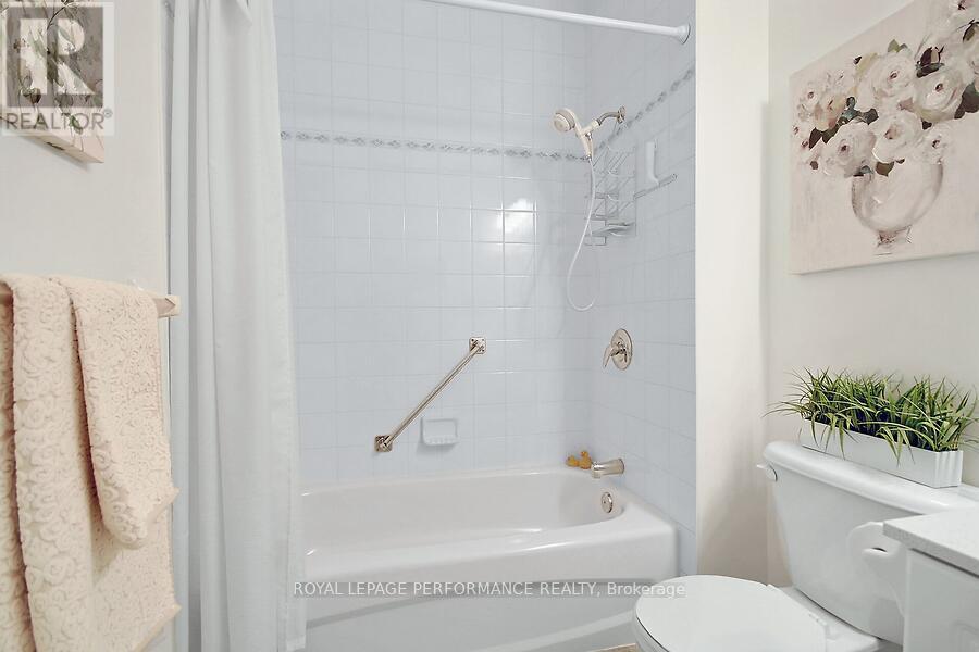 6 Briardale Crescent, Ottawa, Ontario  K2E 1C2 - Photo 37 - X12121005