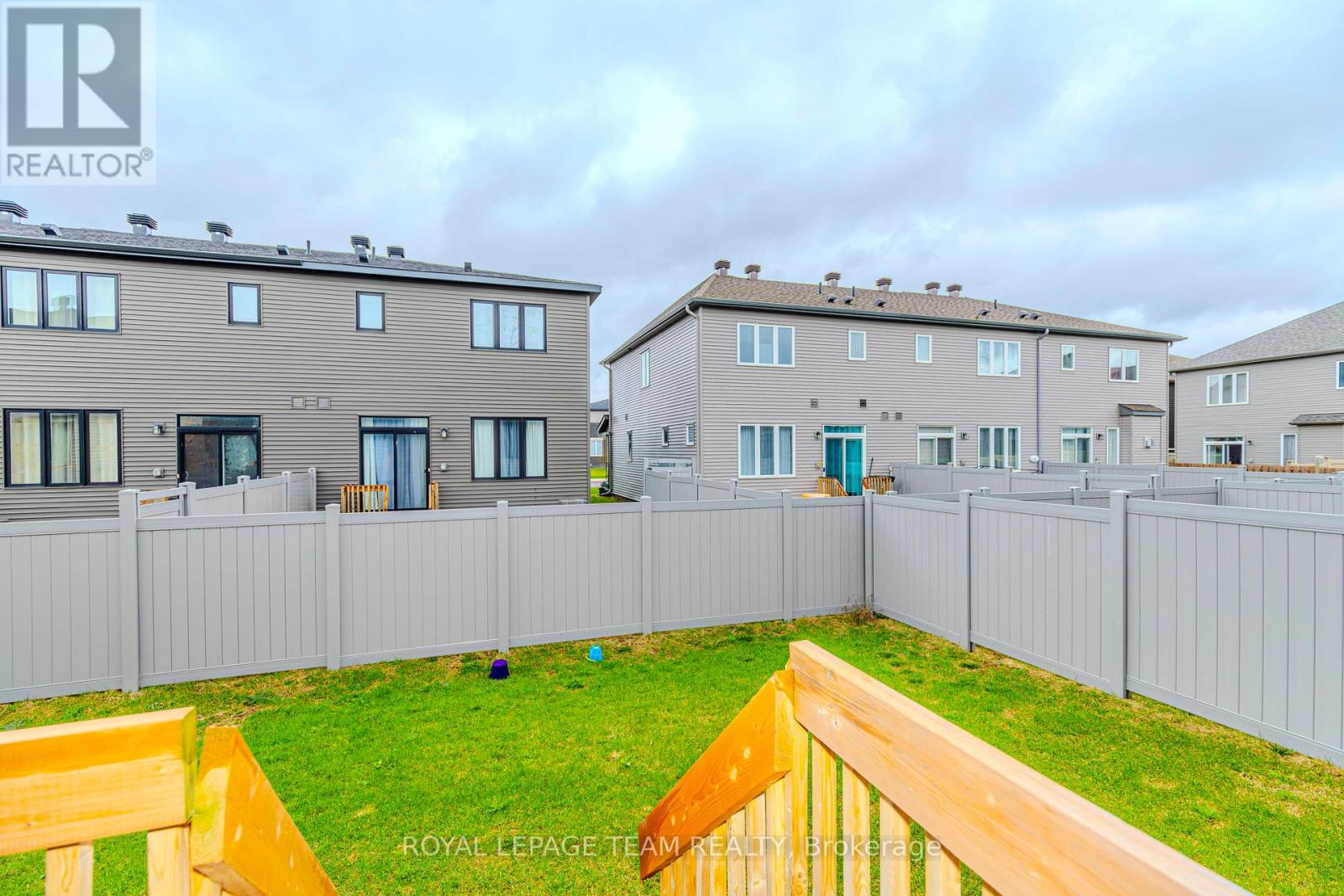 2004 Caltra Crescent, Ottawa, Ontario  K2J 6V4 - Photo 36 - X12121012