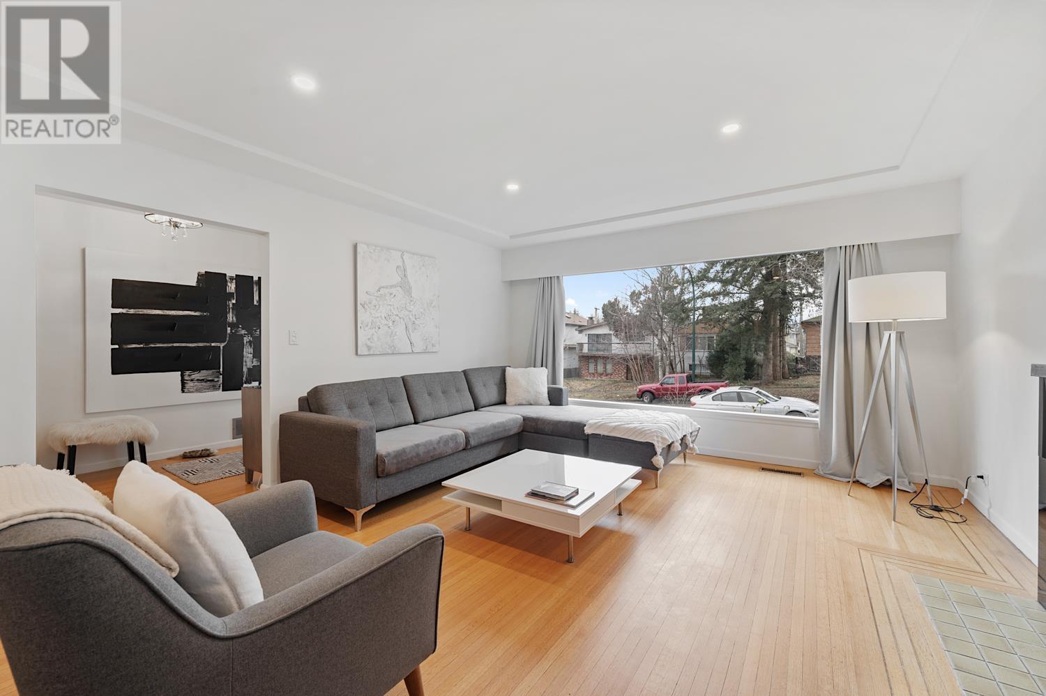 2520 E 8th Avenue, Vancouver, British Columbia  V5M 1W2 - Photo 5 - R2996837