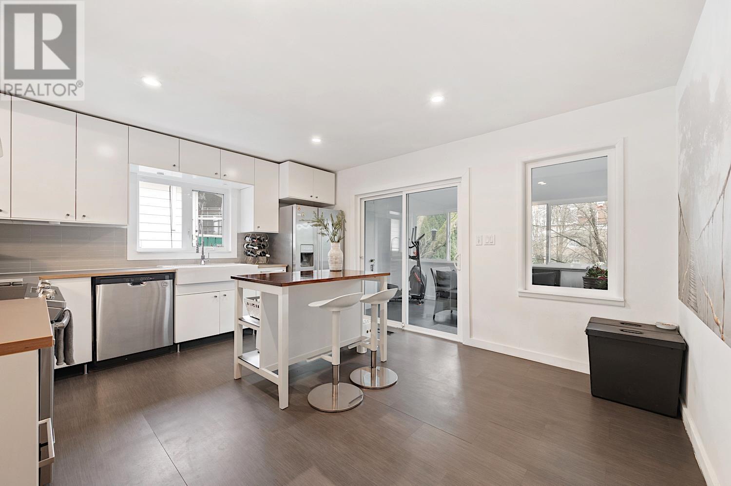 2520 E 8th Avenue, Vancouver, British Columbia  V5M 1W2 - Photo 10 - R2996837