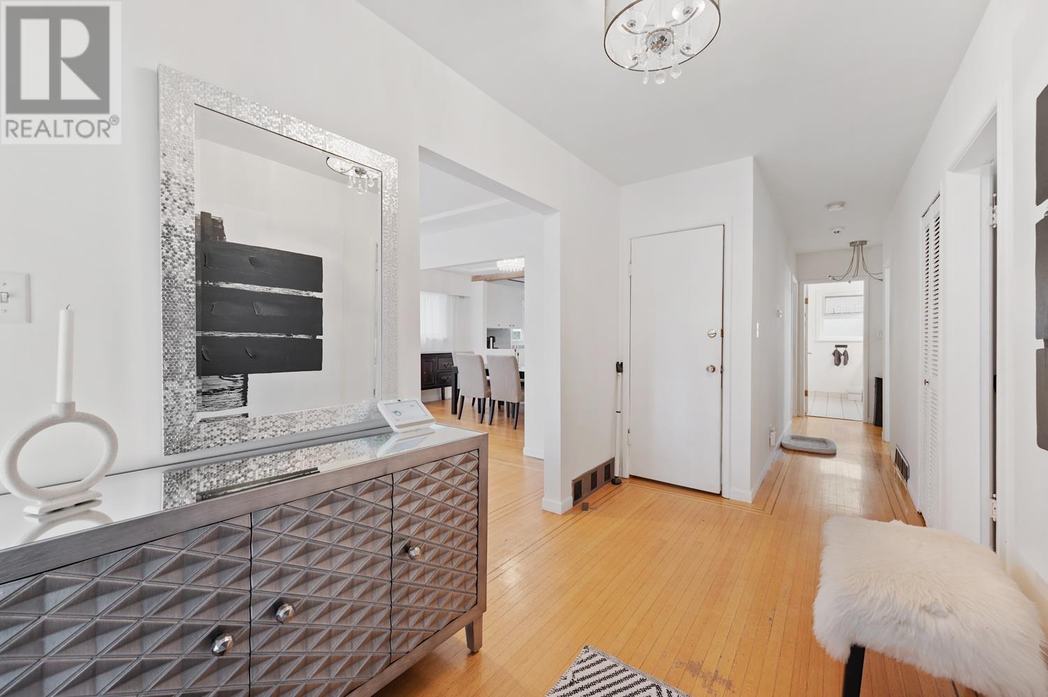 2520 E 8th Avenue, Vancouver, British Columbia  V5M 1W2 - Photo 2 - R2996837