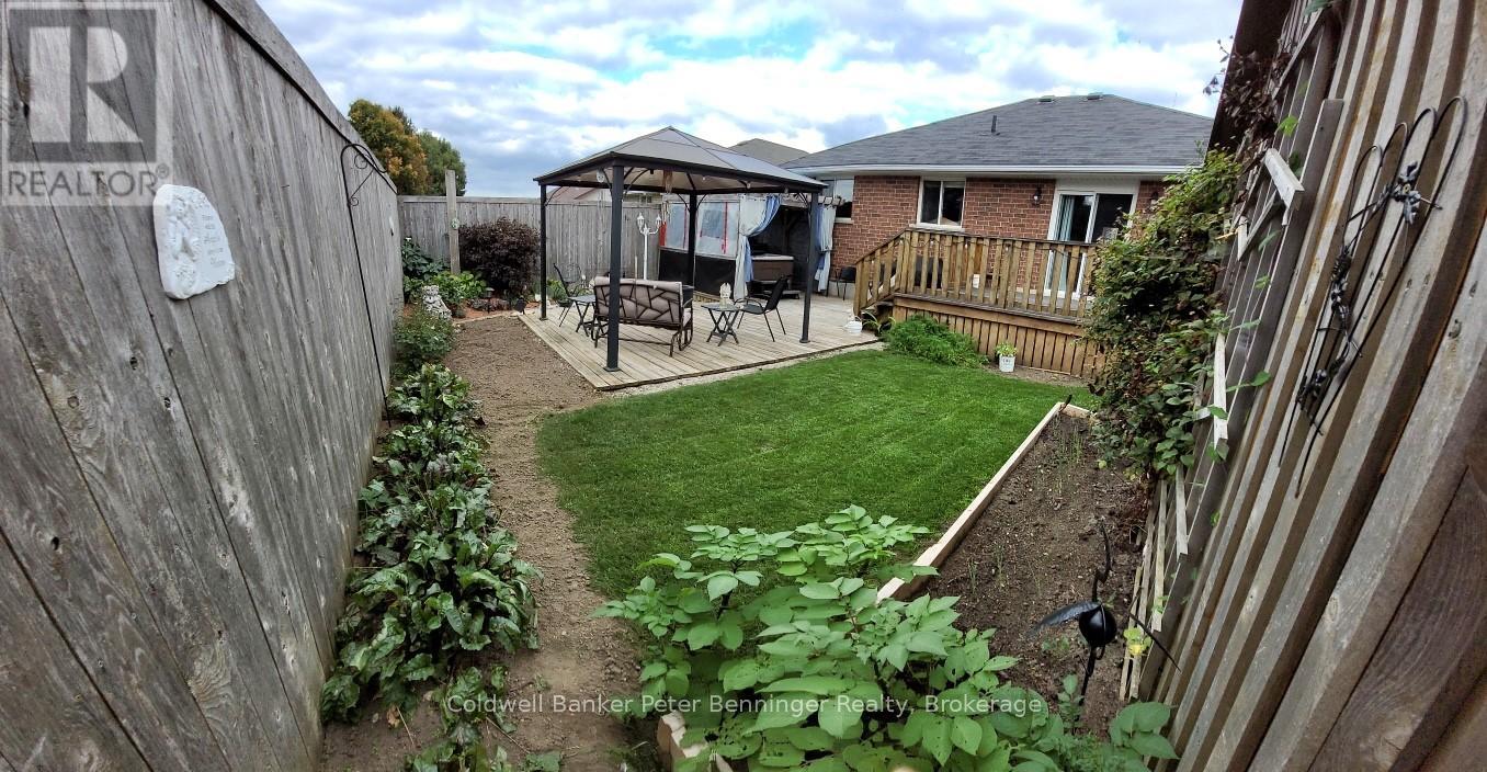636 22nd Avenue, Hanover, Ontario  N4N 3W7 - Photo 42 - X12120905