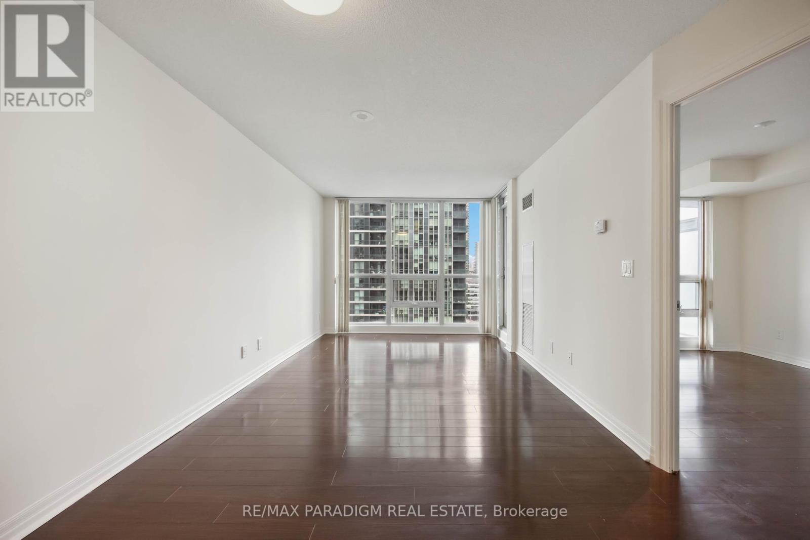 1713 - 16 Yonge Street, Toronto (Waterfront Communities), Ontario  M5E 2A1 - Photo 10 - C12120833