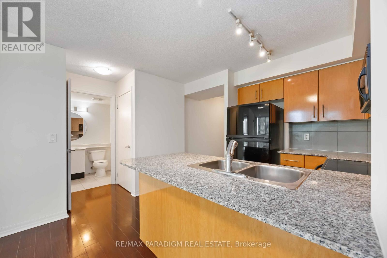 1713 - 16 Yonge Street, Toronto (Waterfront Communities), Ontario  M5E 2A1 - Photo 13 - C12120833