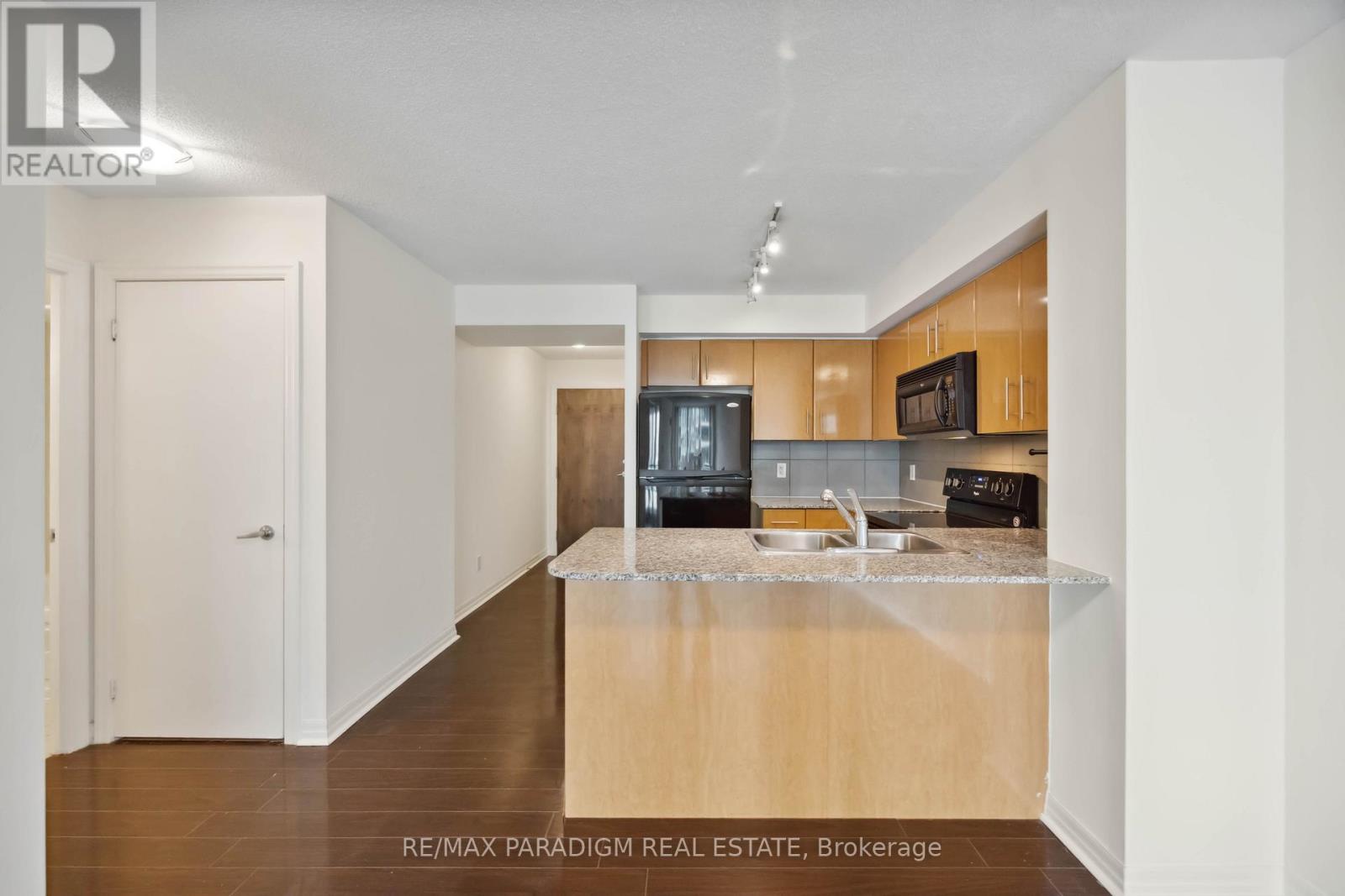 1713 - 16 Yonge Street, Toronto (Waterfront Communities), Ontario  M5E 2A1 - Photo 15 - C12120833