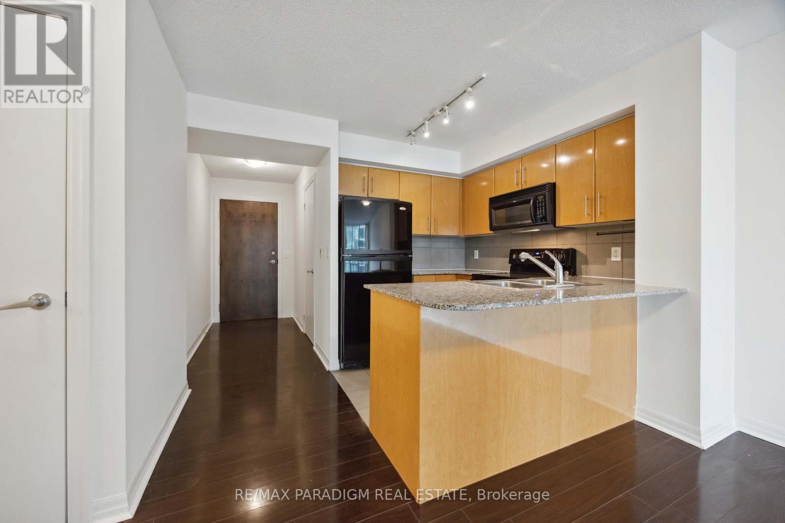 1713 - 16 Yonge Street, Toronto (Waterfront Communities), Ontario  M5E 2A1 - Photo 17 - C12120833