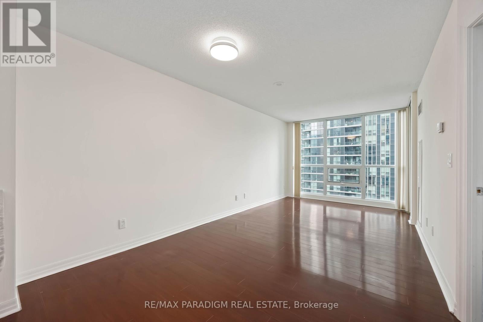 1713 - 16 Yonge Street, Toronto (Waterfront Communities), Ontario  M5E 2A1 - Photo 8 - C12120833