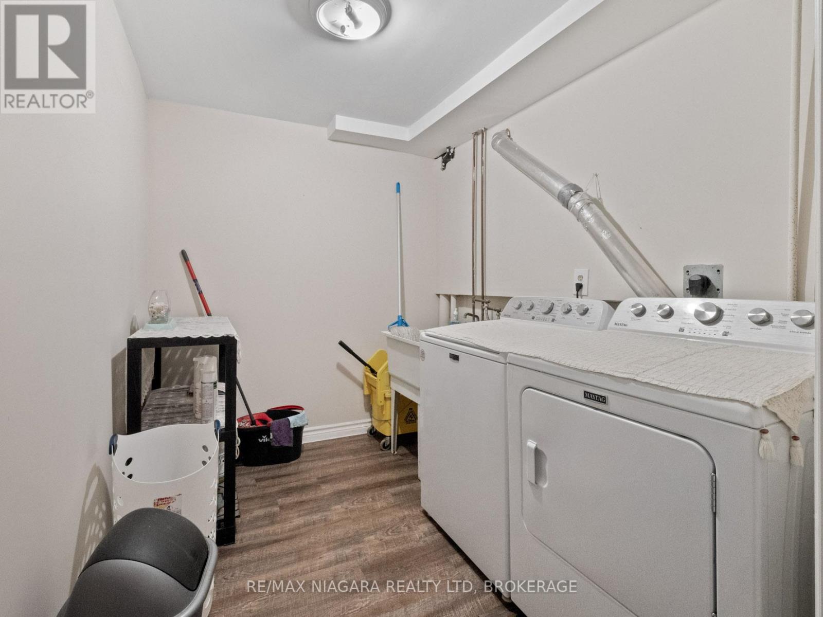 150 Elmwood Avenue, Fort Erie (Crystal Beach), Ontario  L0S 1B0 - Photo 21 - X12121001