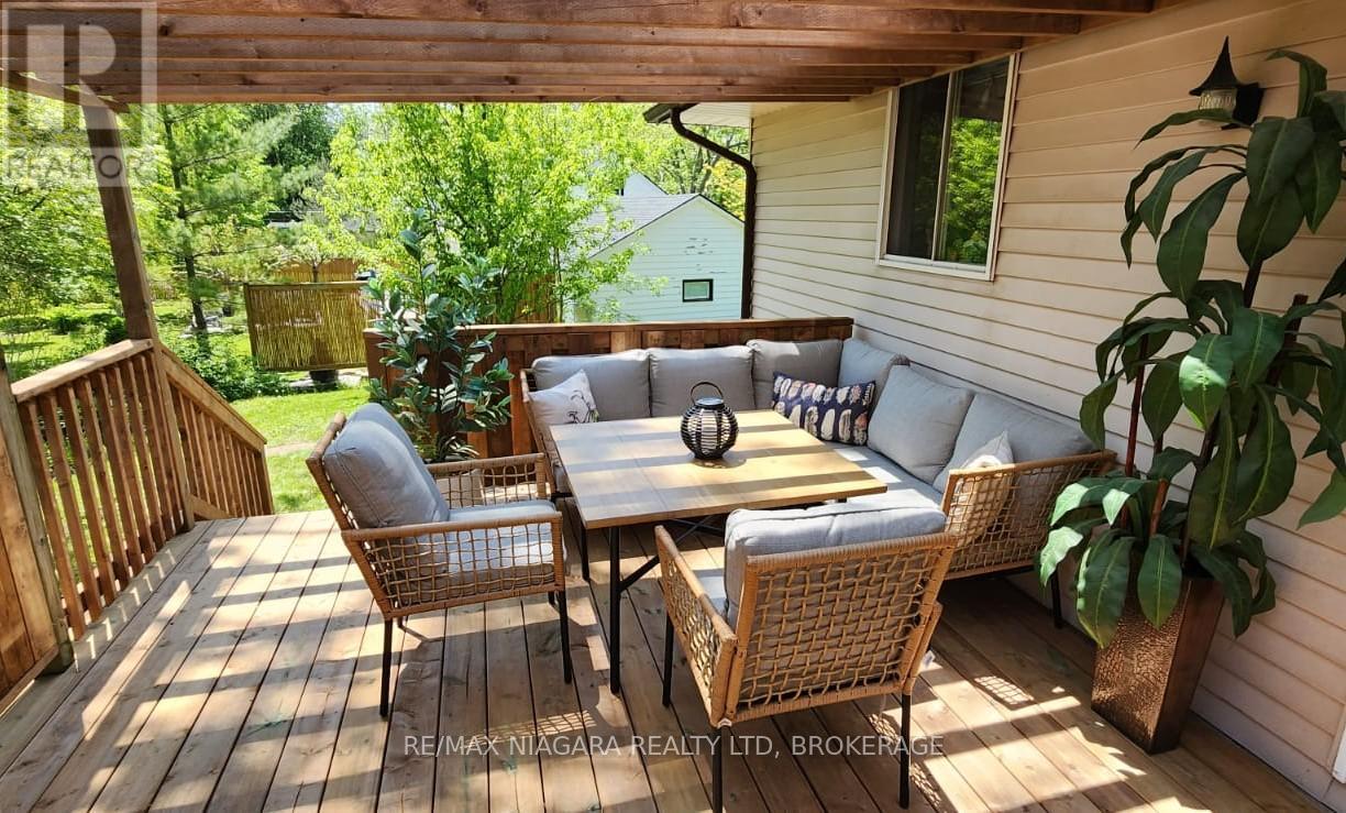 150 Elmwood Avenue, Fort Erie (Crystal Beach), Ontario  L0S 1B0 - Photo 27 - X12121001