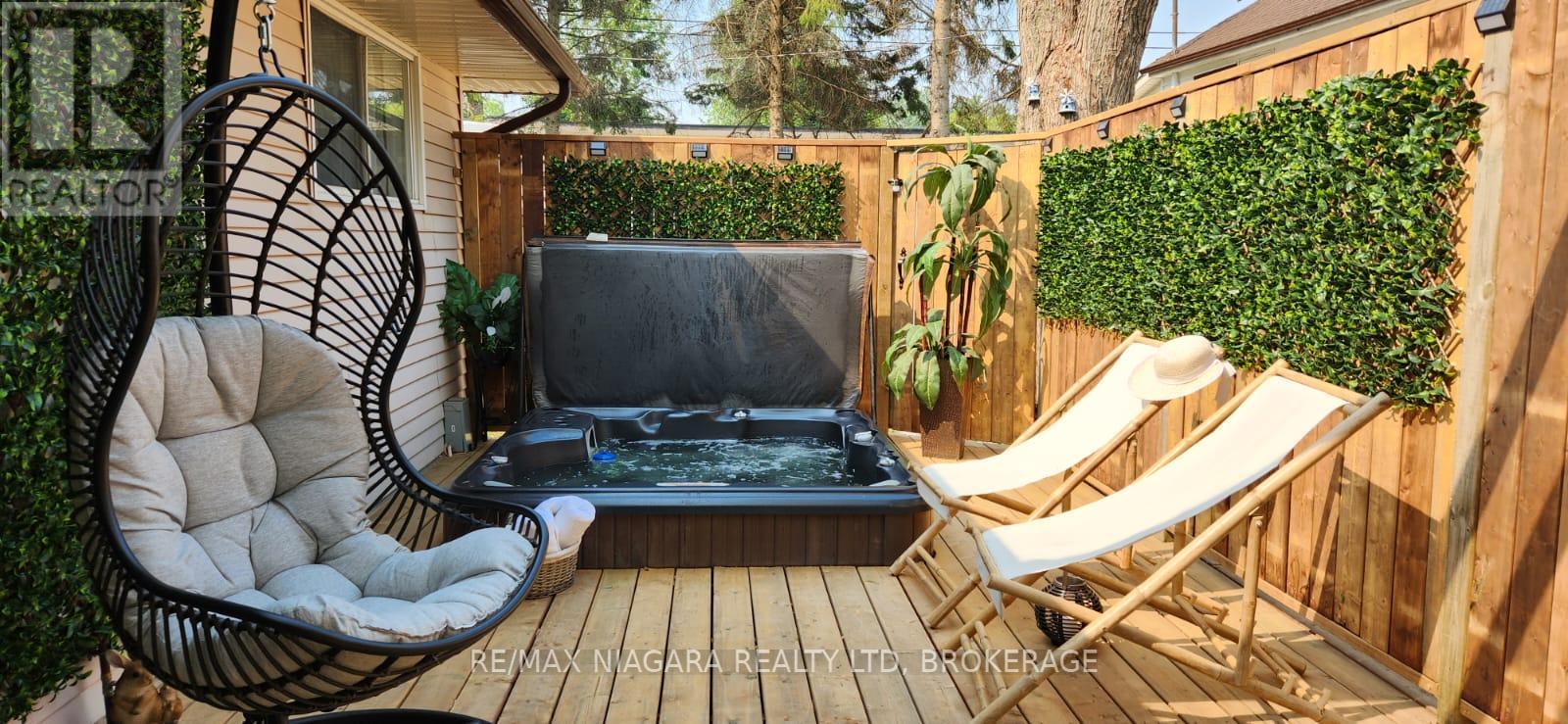 150 Elmwood Avenue, Fort Erie (Crystal Beach), Ontario  L0S 1B0 - Photo 31 - X12121001