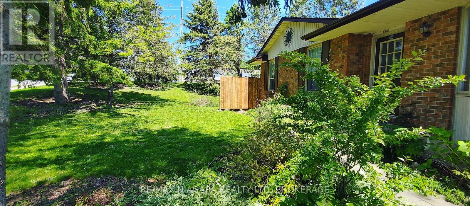 150 Elmwood Avenue, Fort Erie (Crystal Beach), Ontario  L0S 1B0 - Photo 34 - X12121001