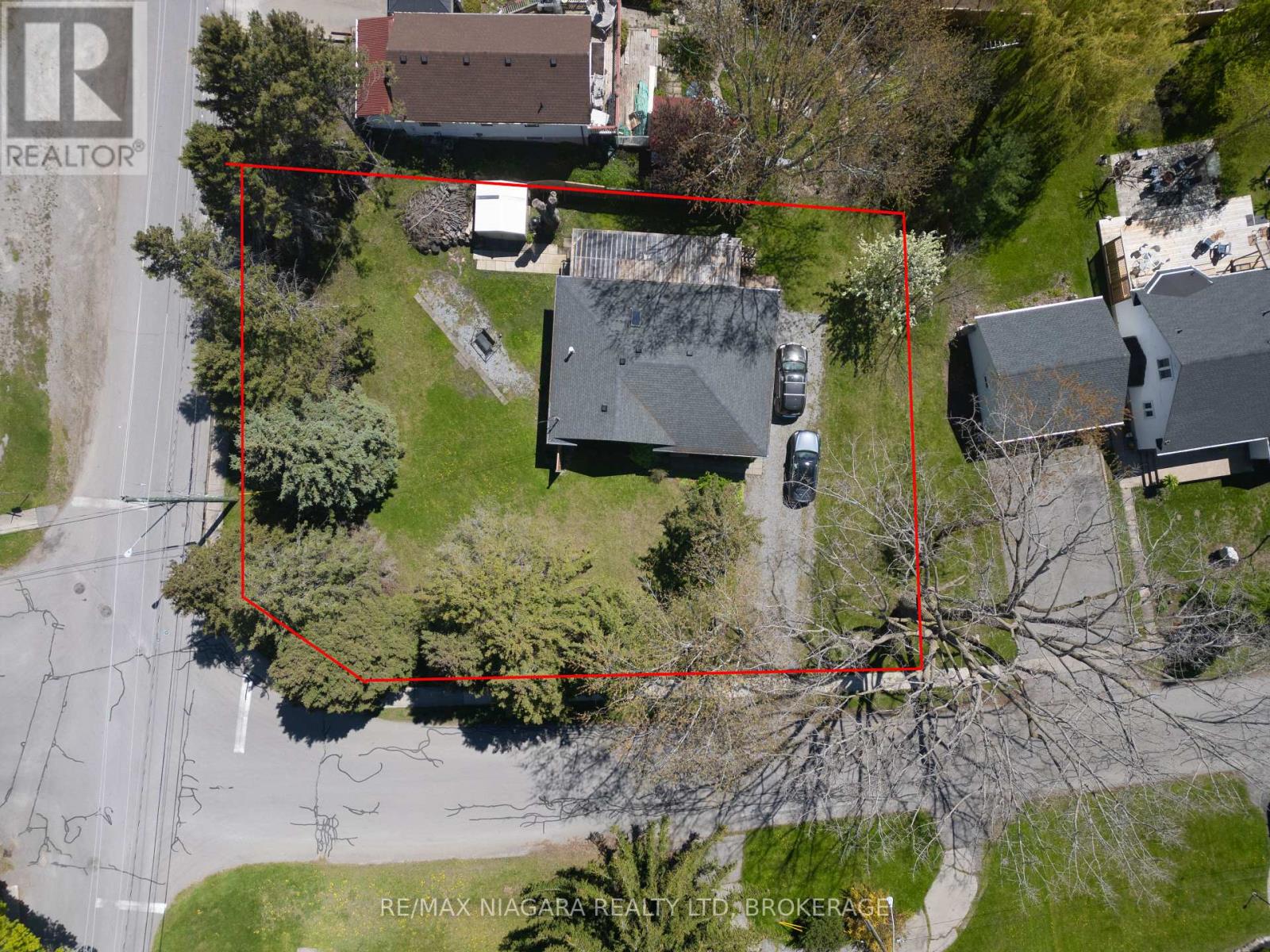 150 Elmwood Avenue, Fort Erie (Crystal Beach), Ontario  L0S 1B0 - Photo 39 - X12121001