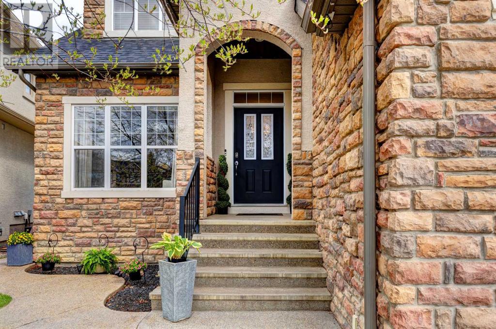 Property at 332 Chapala Point SE image 2