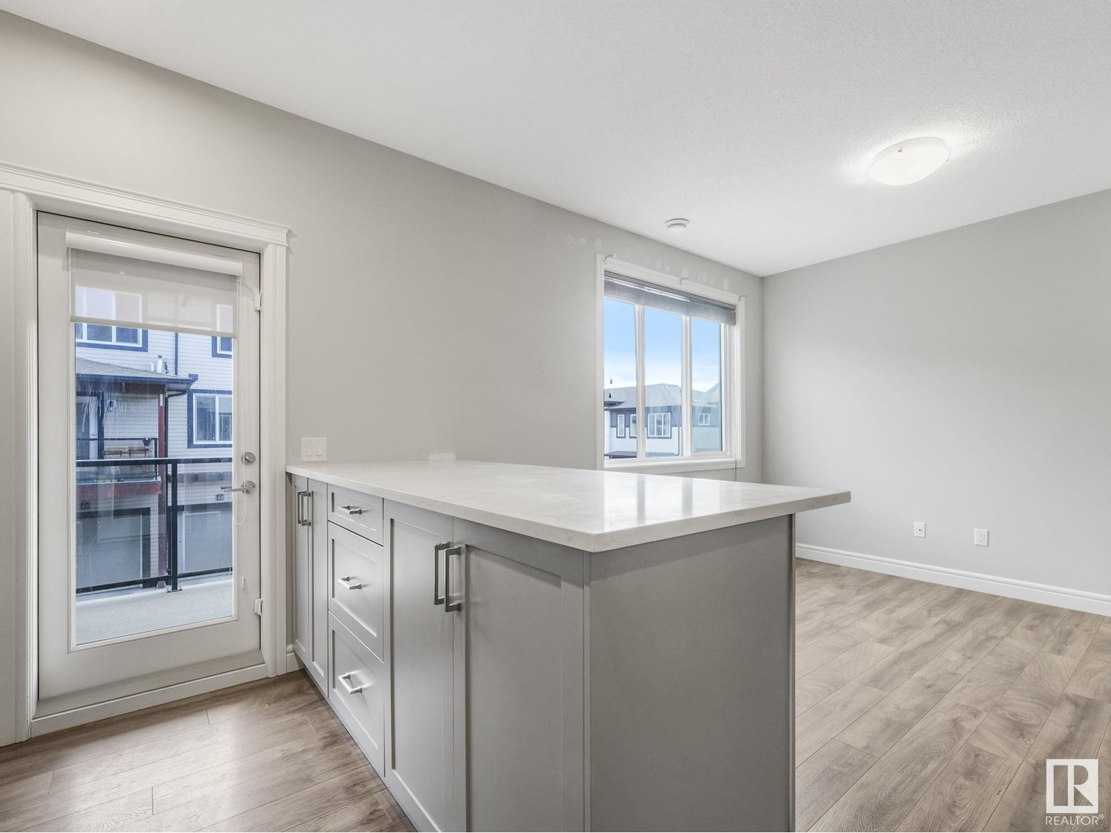 Property at #66 446 ALLARD BV SW image 3