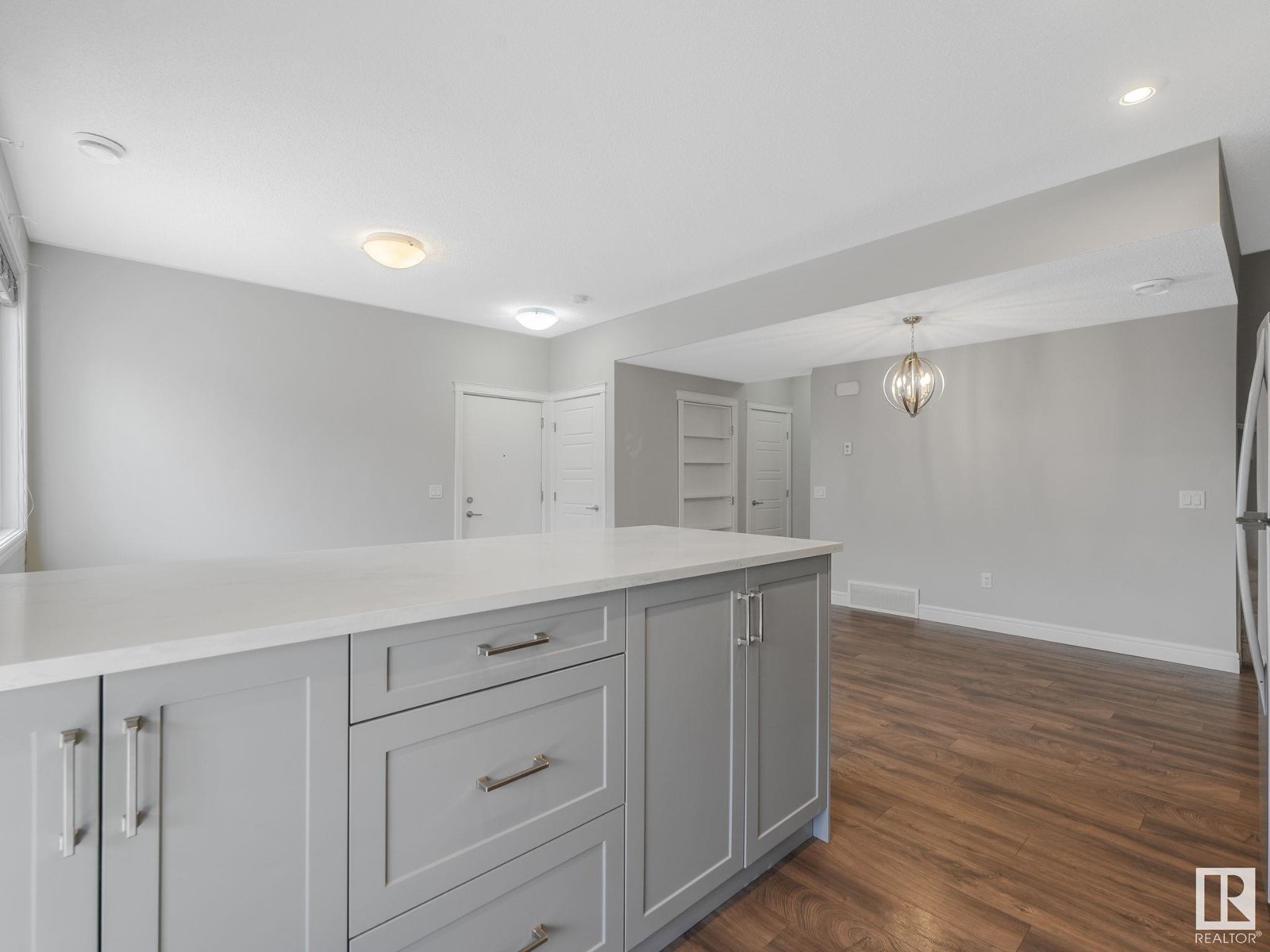 Property at #66 446 ALLARD BV SW image 4