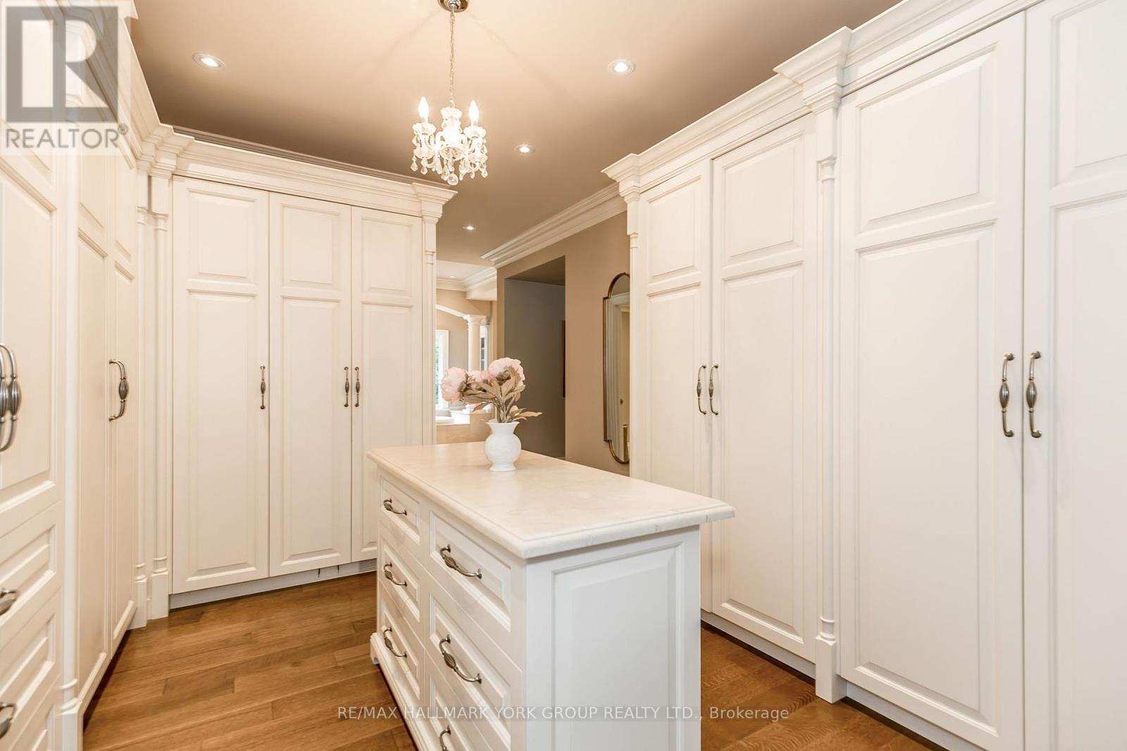 1865 Davis Drive W, King, Ontario  L3Y 4V9 - Photo 19 - N12120798
