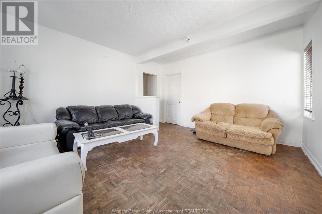Property at 916 FELIX AVENUE image 4