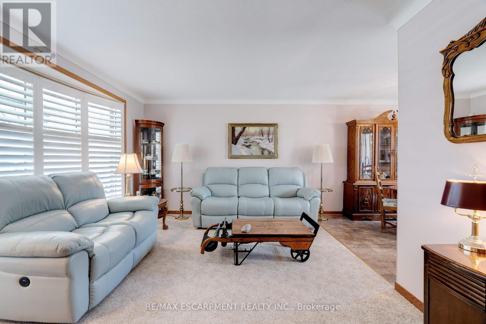 5148 Spruce Avenue, Burlington, Ontario  L7L 1M8 - Photo 5 - W12120787