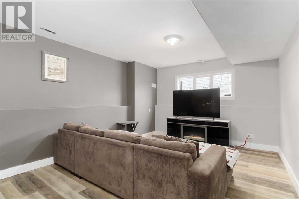 232 Bussieres Drive, Fort Mcmurray, Alberta  T9K 1T3 - Photo 27 - A2216219