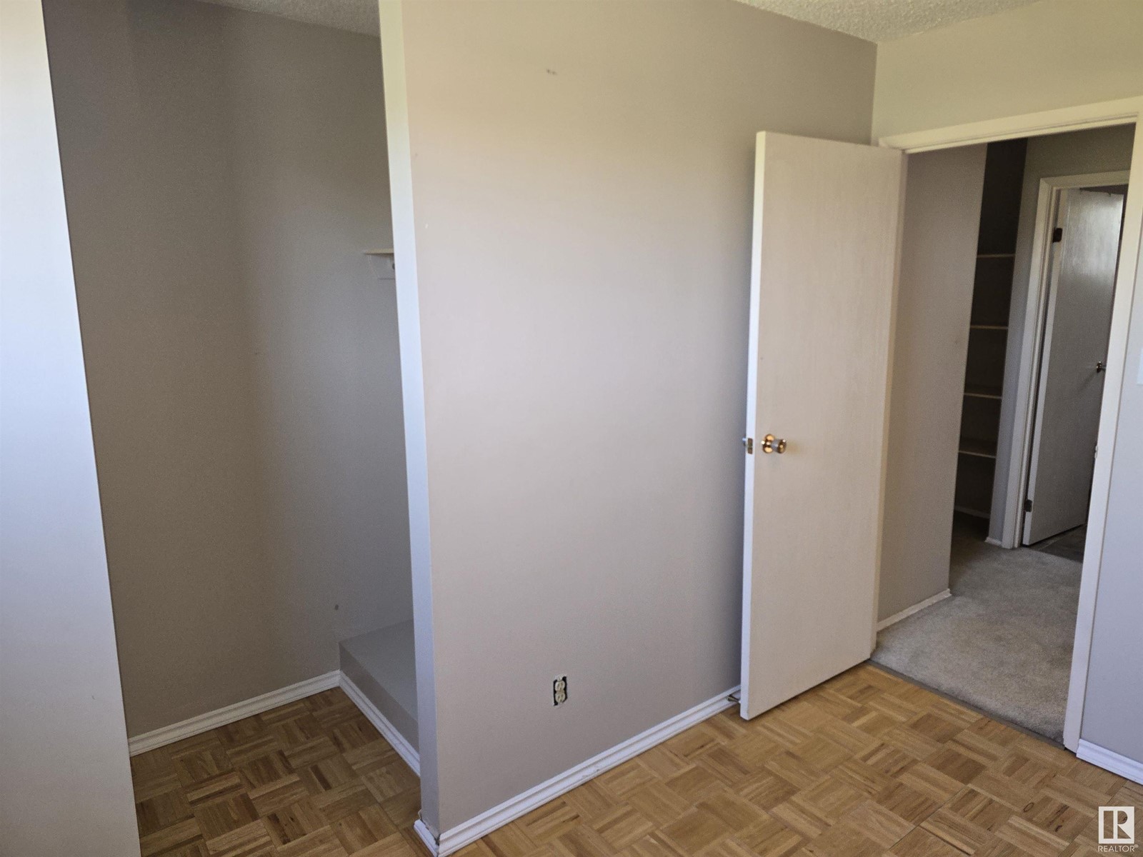 137 Habitat Cr Nw, Edmonton, Alberta  T5A 3K8 - Photo 15 - E4434146
