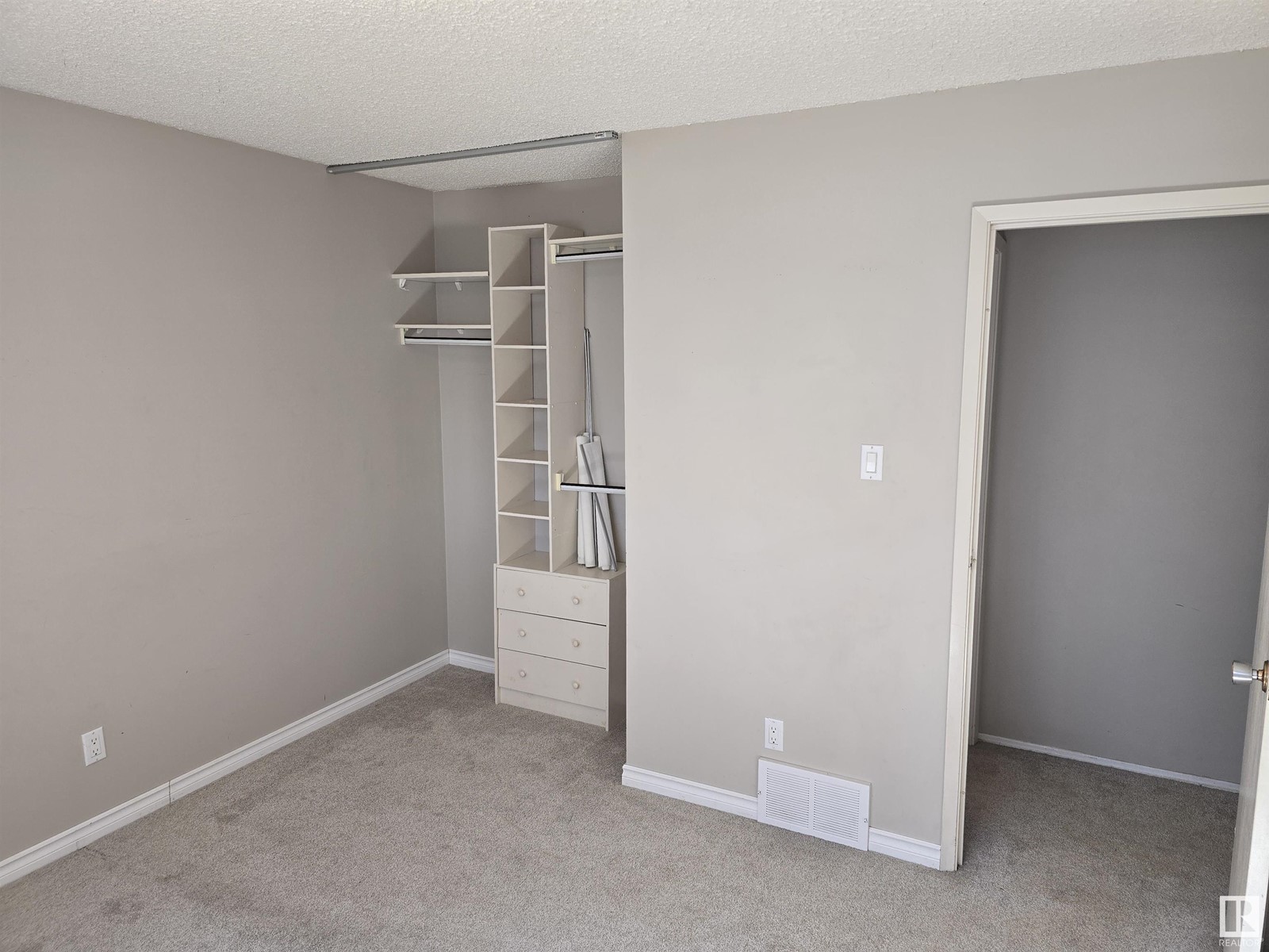 137 Habitat Cr Nw, Edmonton, Alberta  T5A 3K8 - Photo 19 - E4434146