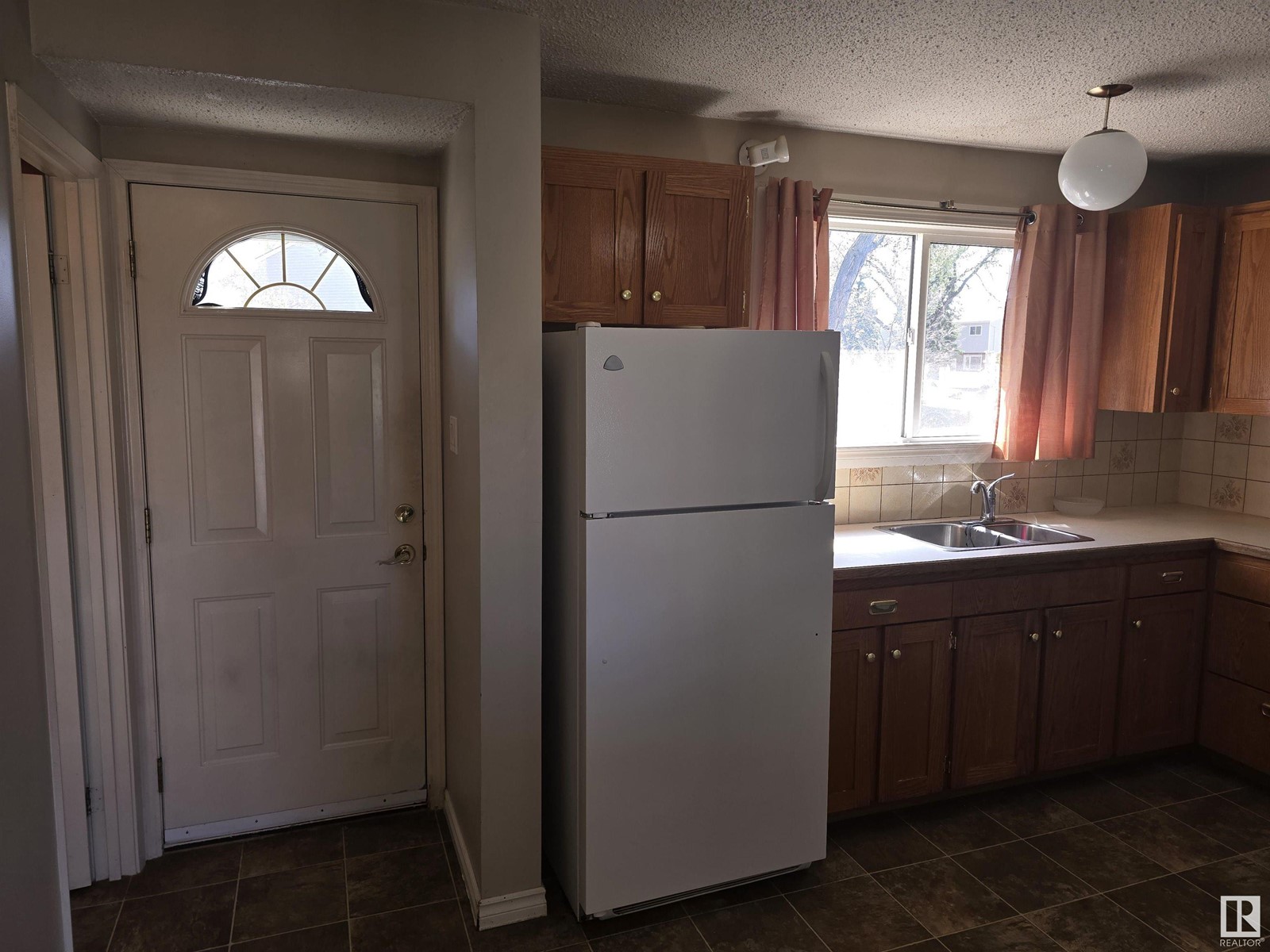 Property at 137 Habitat CR NW image 3