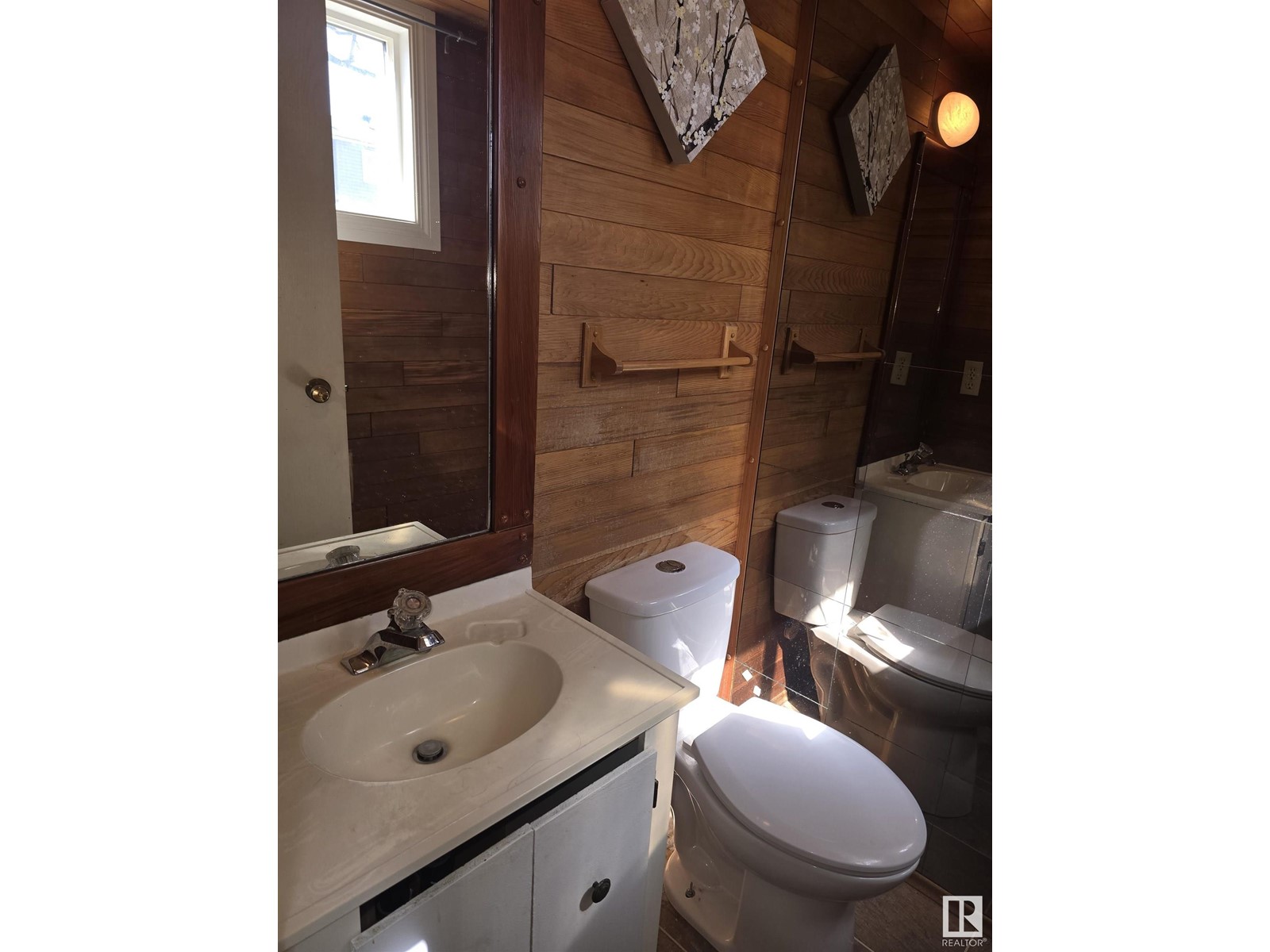 Property at 137 Habitat CR NW image 5