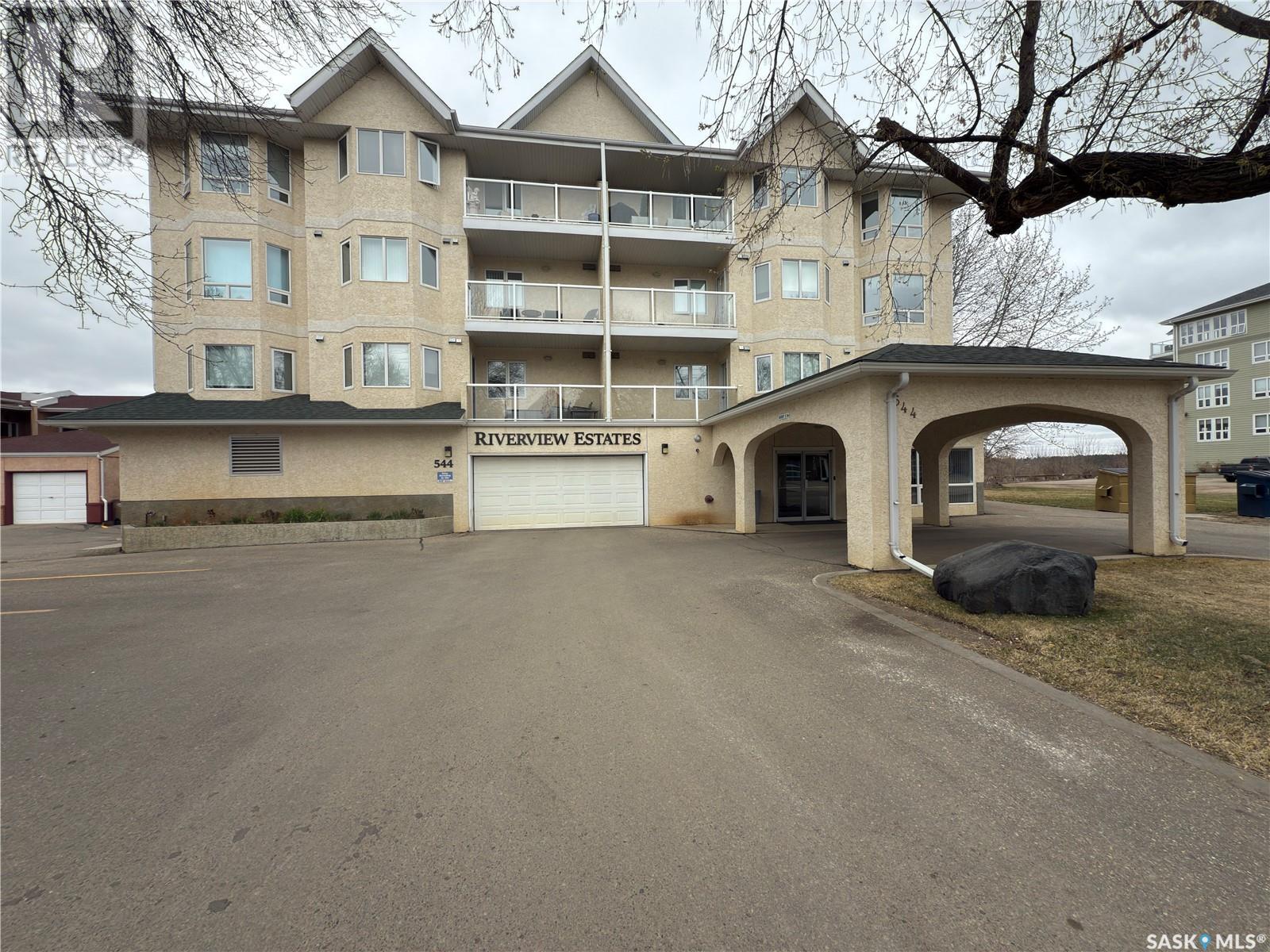 204 544 RIVER STREET E, prince albert, Saskatchewan