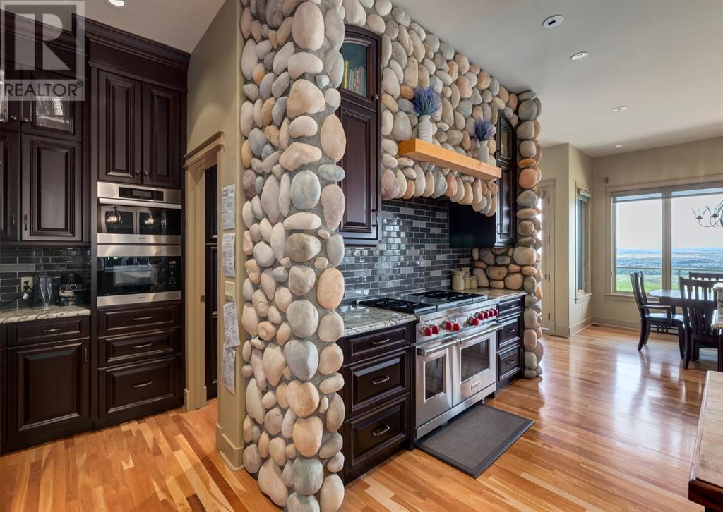 43 Westbluff Ridge, Rural Rocky View County, Alberta  T3Z 3P2 - Photo 8 - A2212478