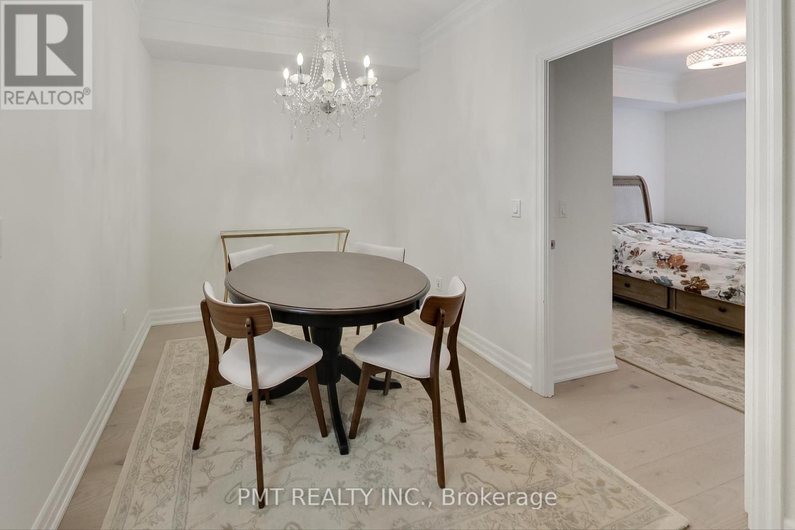 708 - 35 Balmuto Street, Toronto, Ontario  M4Y 0A3 - Photo 15 - C12121023