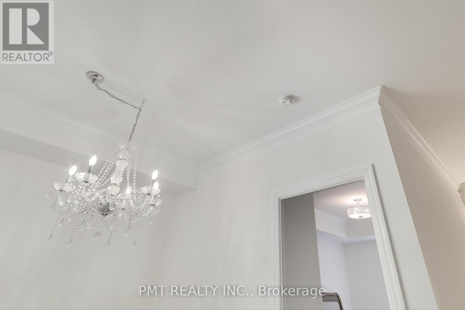 708 - 35 Balmuto Street, Toronto, Ontario  M4Y 0A3 - Photo 17 - C12121023