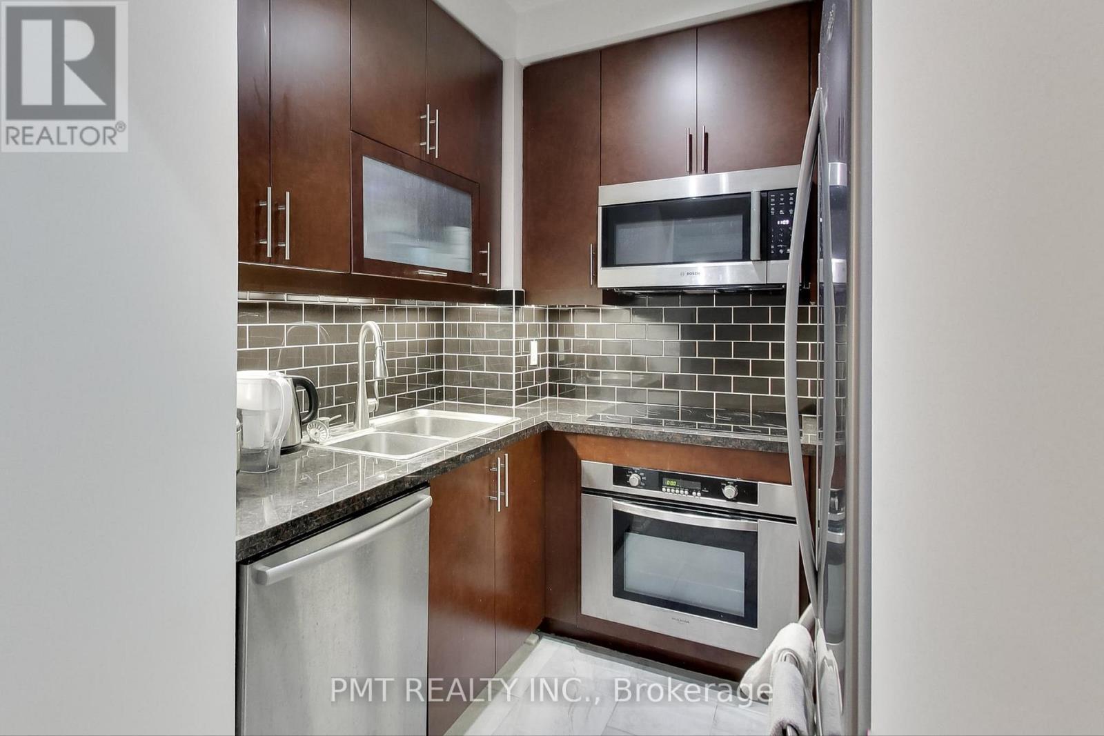 708 - 35 Balmuto Street, Toronto (Bay Street Corridor), Ontario  M4Y 0A3 - Photo 19 - C12121023