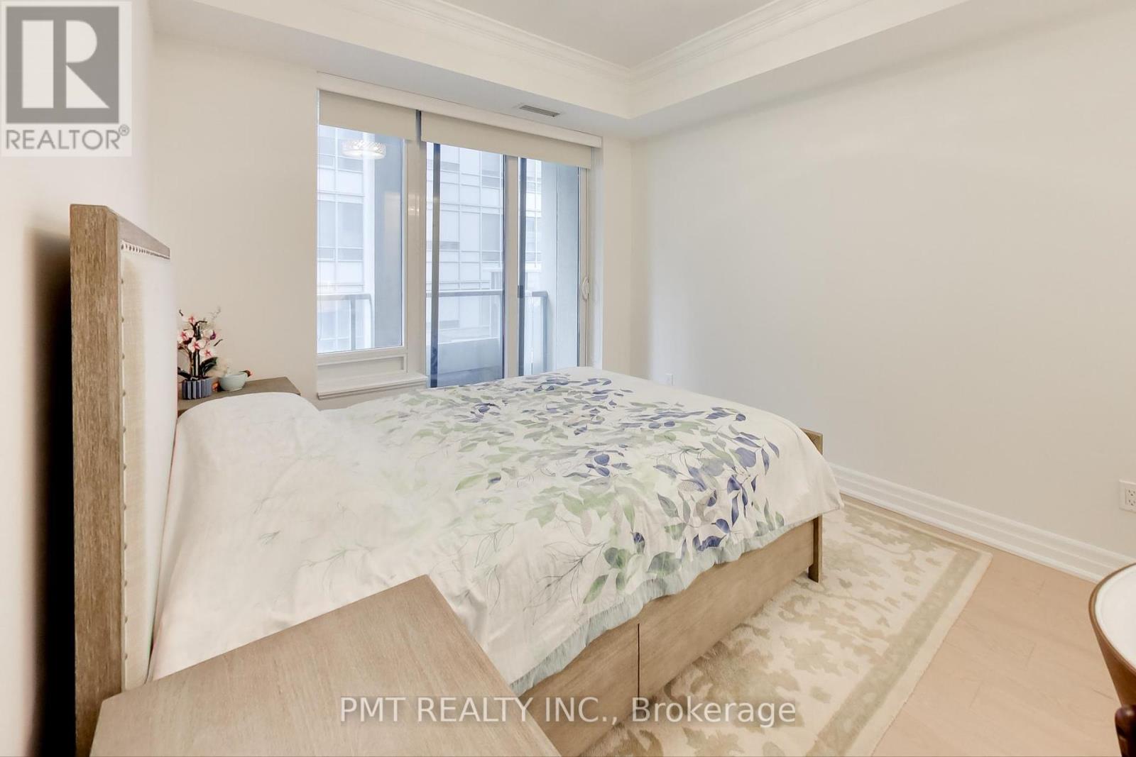 708 - 35 Balmuto Street, Toronto, Ontario  M4Y 0A3 - Photo 26 - C12121023