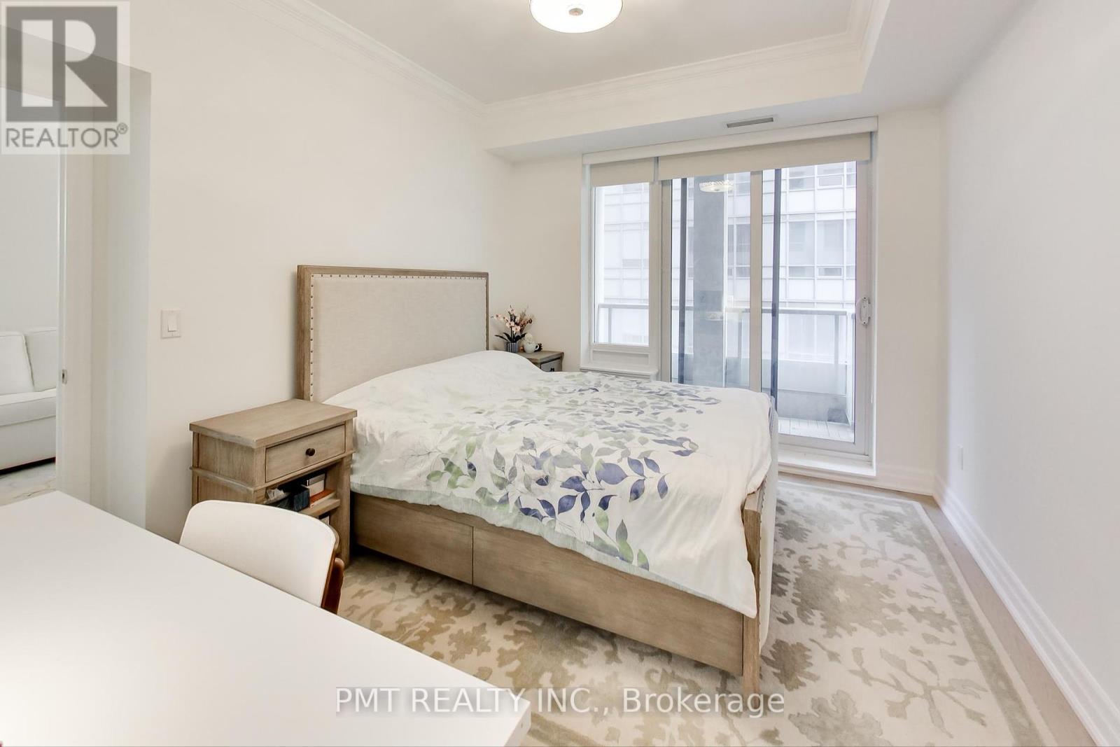 708 - 35 Balmuto Street, Toronto, Ontario  M4Y 0A3 - Photo 27 - C12121023