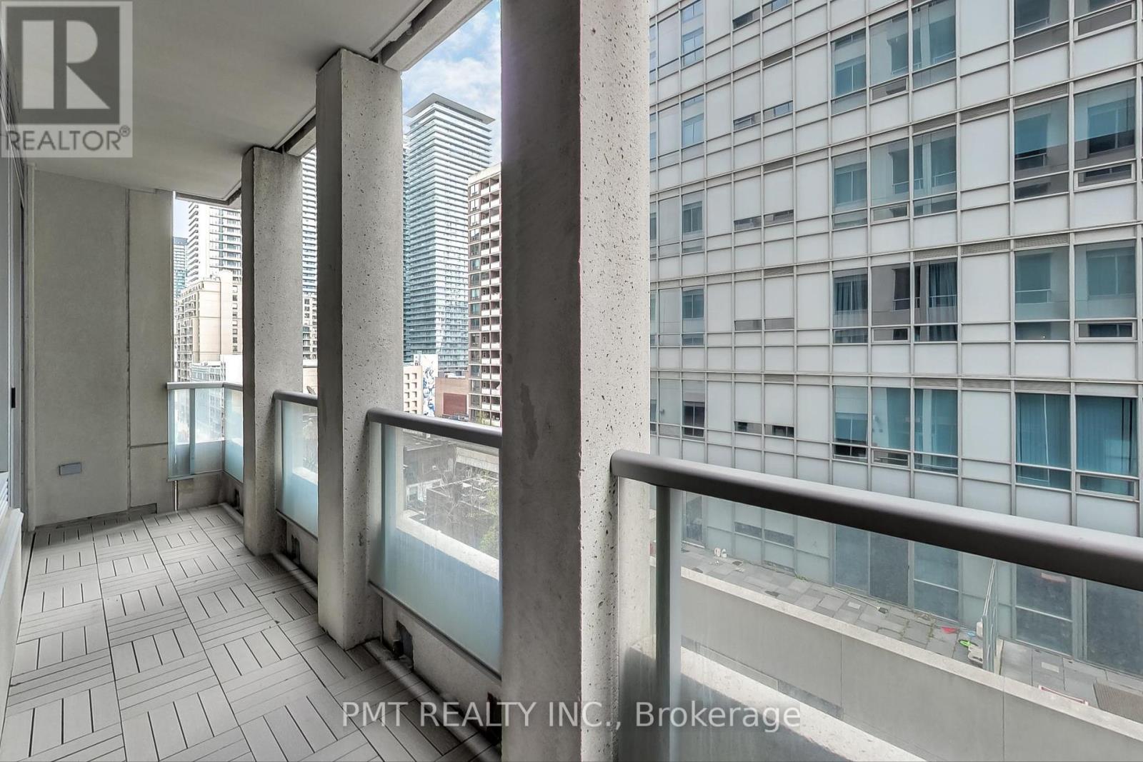 708 - 35 Balmuto Street, Toronto, Ontario  M4Y 0A3 - Photo 40 - C12121023