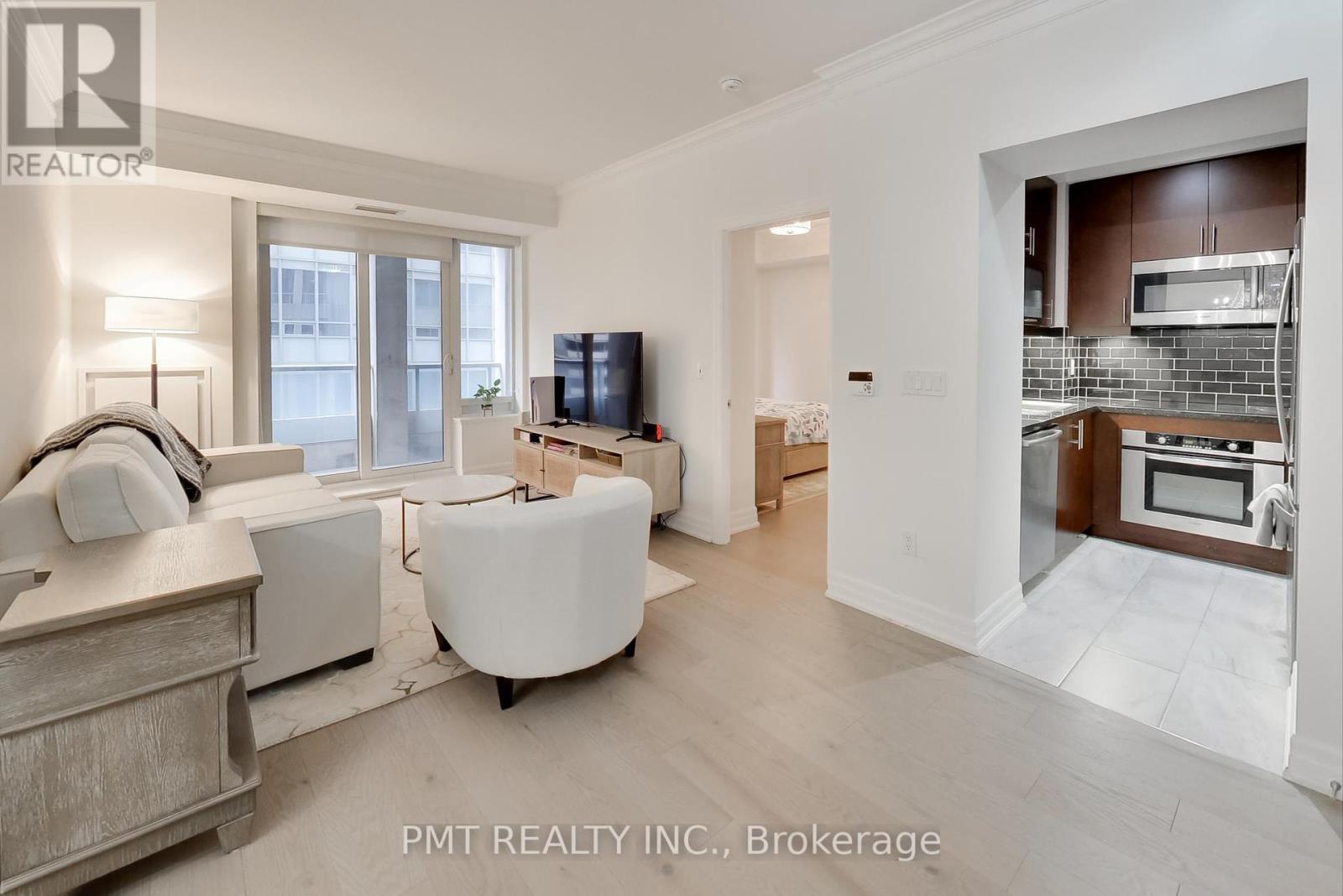 708 - 35 Balmuto Street, Toronto, Ontario  M4Y 0A3 - Photo 8 - C12121023
