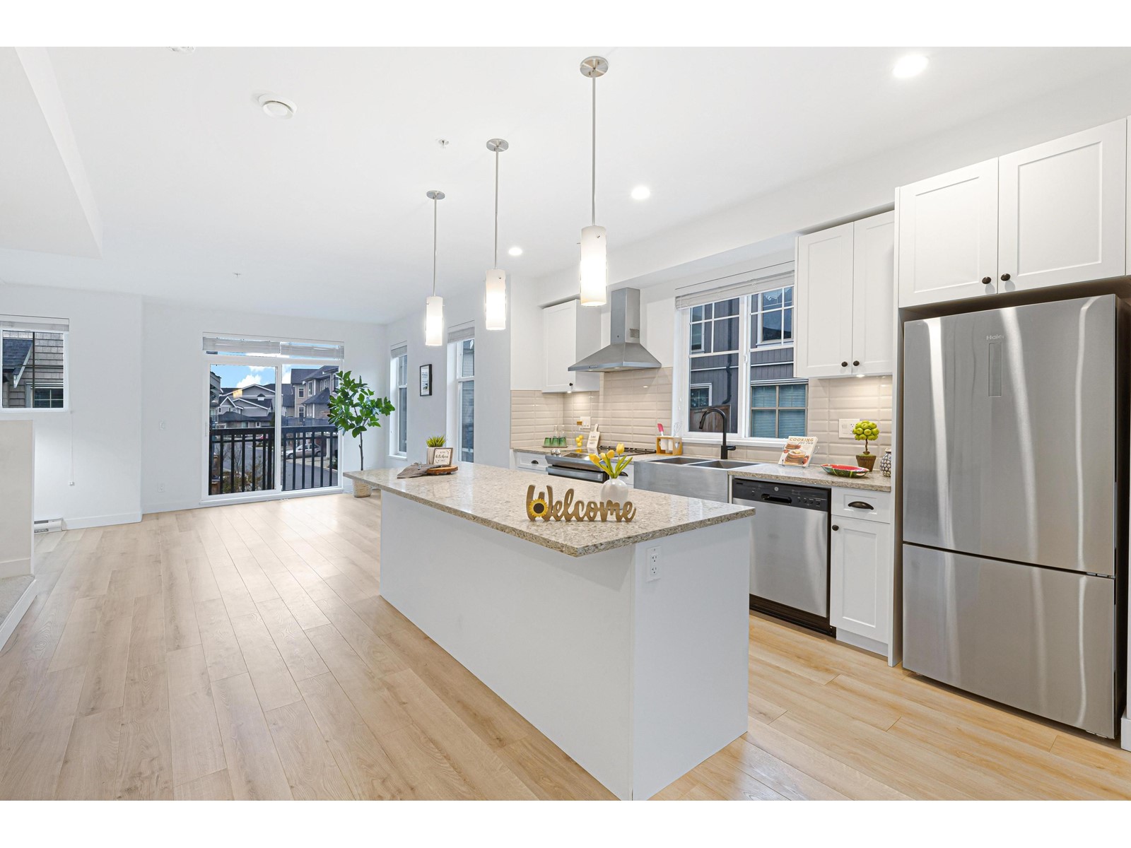 Property at 60 20487 65 AVENUE image 3