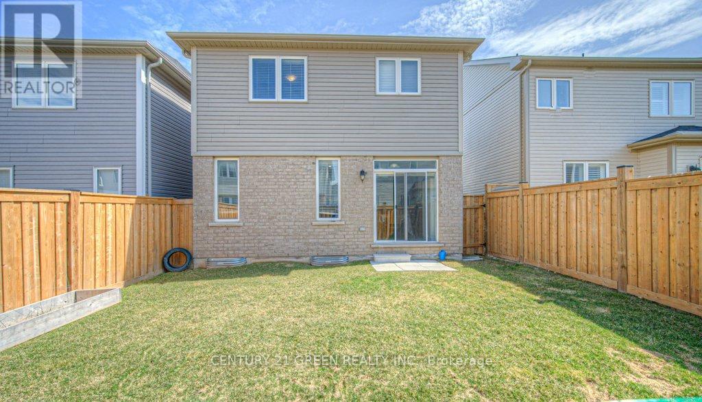 30 Cooke Avenue, Brantford, Ontario  N3T 0S1 - Photo 34 - X12117053
