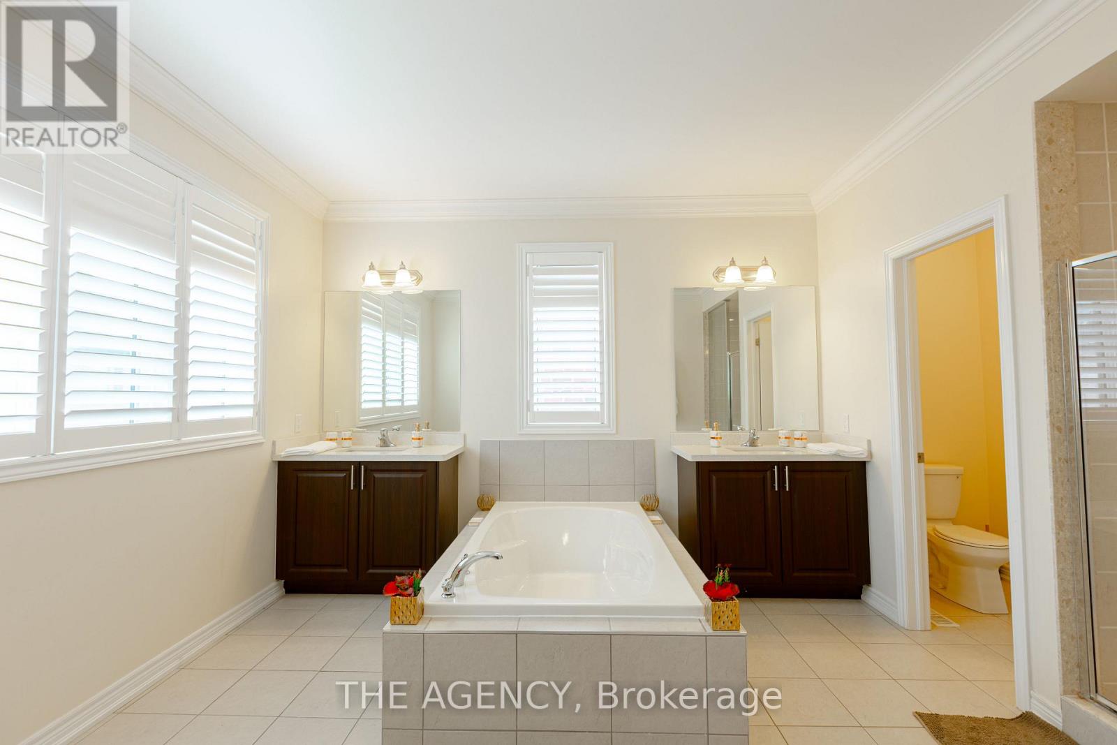 20 Nocturne Avenue, Vaughan, Ontario  L4H 4H9 - Photo 46 - N12121009